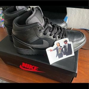 SOLD!! Jordan OG 1 Triple Black Mid